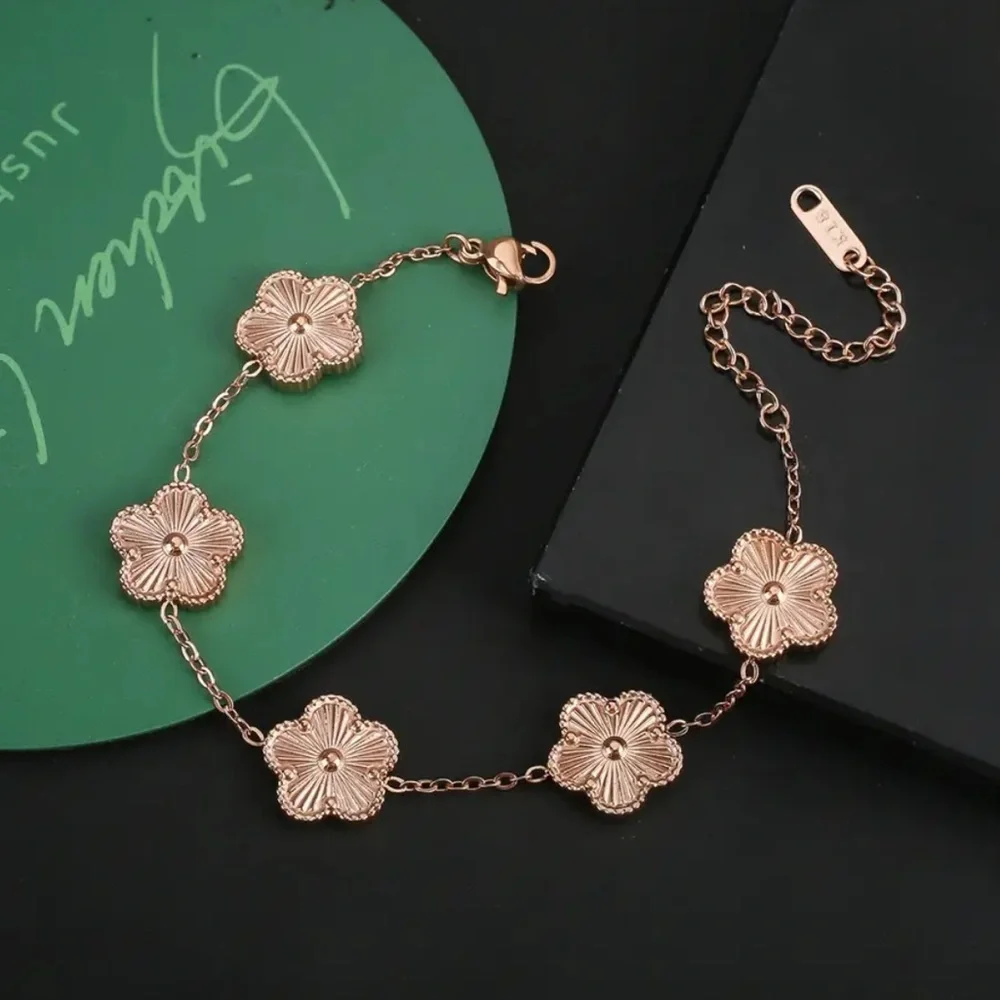 Rose Gold Filled Floral Clover Bracelet - Picture 1 of 1